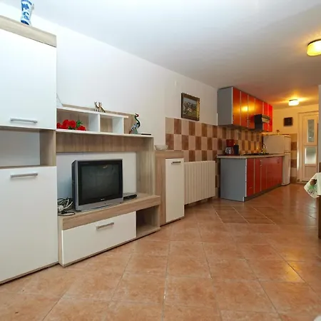 Fuer 5 Personen Ca 60 Qm In Fazana, Istrien Istrische Riviera Valbandon