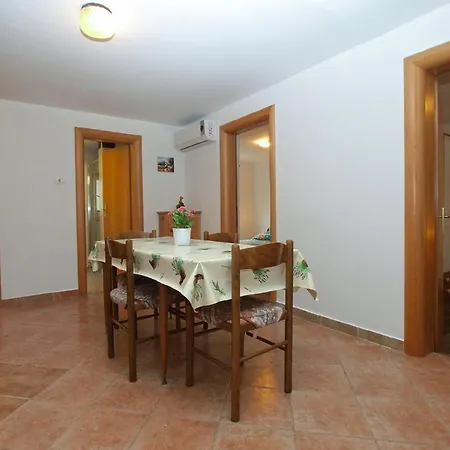 Apartment Fuer 5 Personen Ca 60 Qm In Fazana, Istrien Istrische Riviera Valbandon