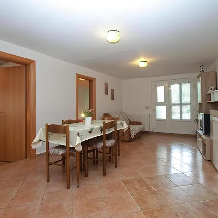 Apartment Fuer 5 Personen Ca 60 Qm In Fazana, Istrien Istrische Riviera