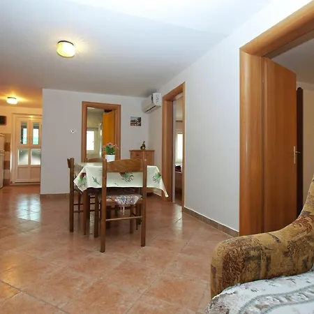 Fuer 5 Personen Ca 60 Qm In Fazana, Istrien Istrische Riviera Valbandon